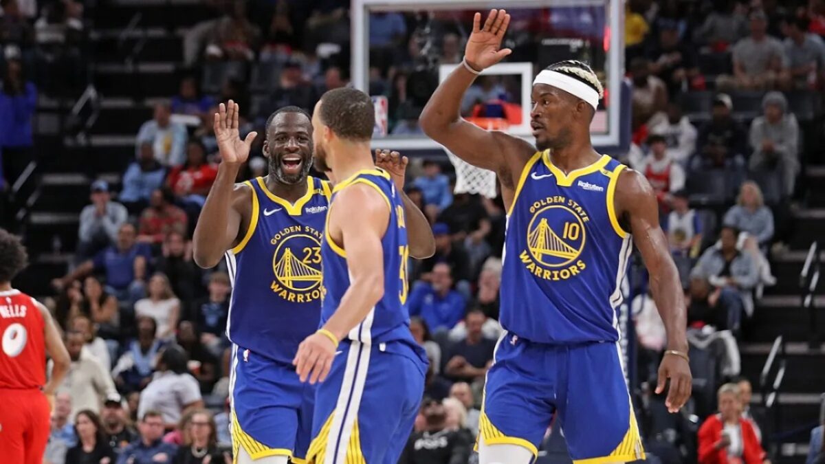 Charles Barkley Fires Back at 4-Time Champion Draymond Green: "We're Not on the Same Level" 1 Warriors' veterans are on the wrong side of 30s