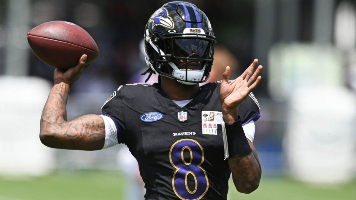 Lamar Jackson Once Requested a Trade, Execs Fear Another Standoff 1 Lamar Jackson (Image via ESPN)