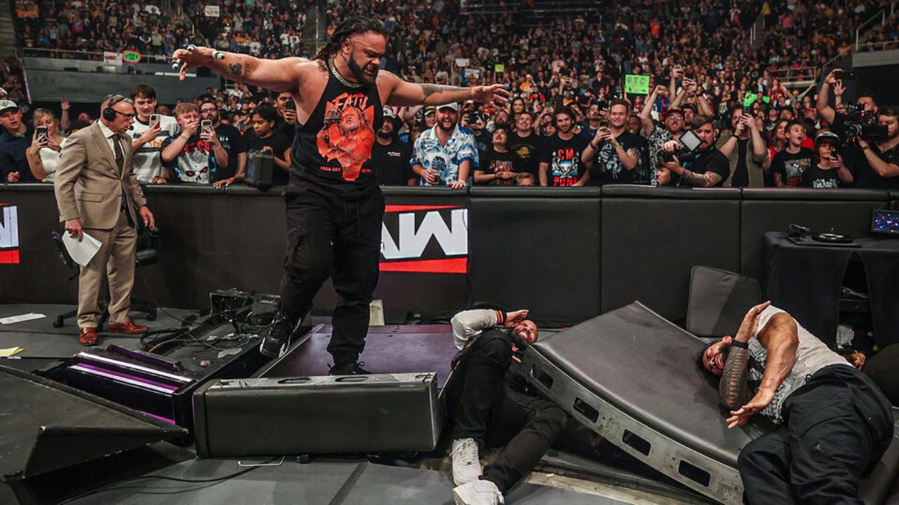 Roman Reigns and The Usos Get Annihilated by an Unhinged Jacob Fatu on Raw