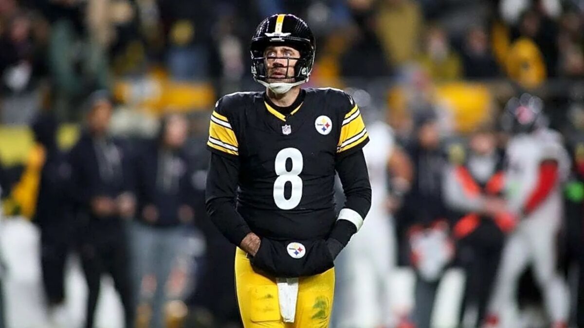 "He's Been Washed" - Skip Bayless Thinks Steelers Are Wasting $25 Million on Aaron Rodgers 1 He's Been Washed - Skip Bayless Thinks Steelers Are Wasting $25 Million on Aaron Rodgers