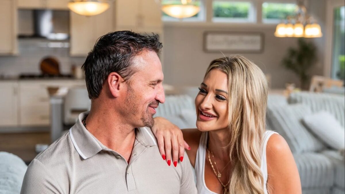 Kayla Reid Reportedly Feels Ex Ryan Lochte's Missouri Coaching Job Detrimental For Their Kids 1 Ryan Lochte and his girlfriend Molly Gillihan (Image via The New York Post)