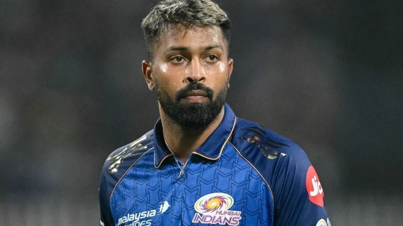 Hardik Pandya Penalized For His Rude Actions During MI’s Loss to KKR