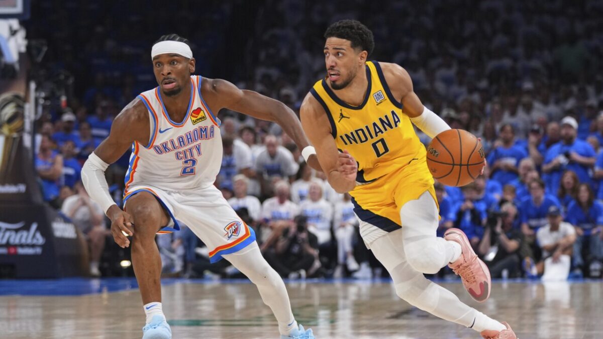 Adam Silver Defending Referees While Announcing Use of AI Stuns Fans - "Shai About to Average 50 Free Throws" 1 Shai Gilgeous-Alexander and Tyrese Haliburton