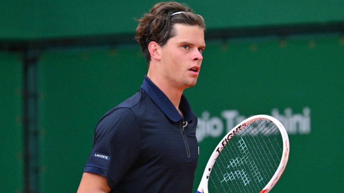 Fans Think Alexander Blockx was Forced to Edit Post Blaming Roland Garros After Injuring Ankle on Tarpaulin - "That’s Insane" 1 Alexander Blockx (3)