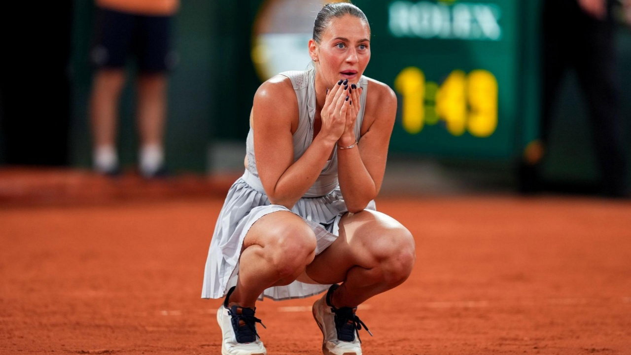 Marta Kostyuk Takes Swipe at Russian Players for Lack of Reaction to War: “I Don’t Know How They Can Sleep Peacefully at Night”