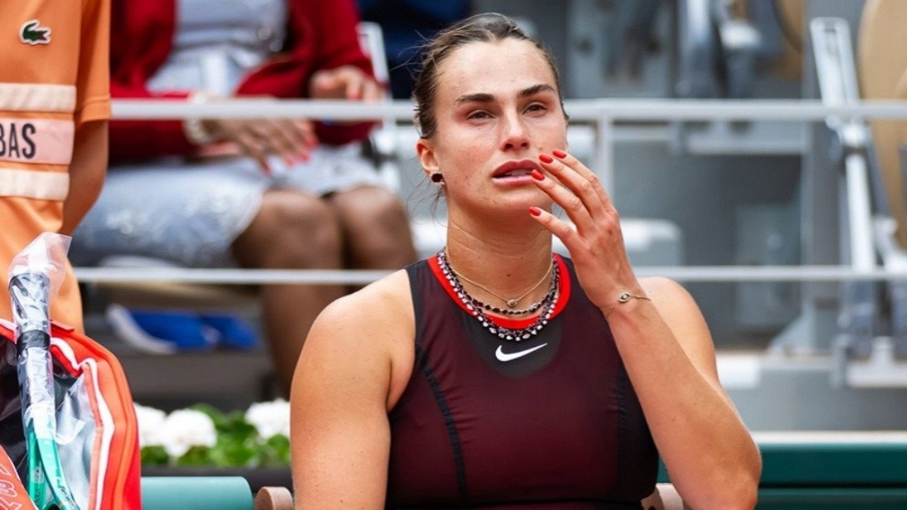 Aryna Sabalenka Reveals She Sought Help from Psychologist After Roland Garros Heartbreak: “I’m Trying to Dig Deep in My Brain”