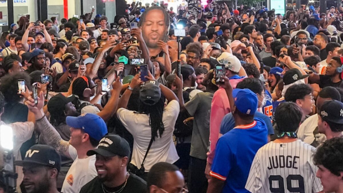 James Dolan Shuts Down Donald Trump's Game 3 'Sleeping' Allegations: "He Was Very Much Awake" 1 Knicks watch parties were canceled