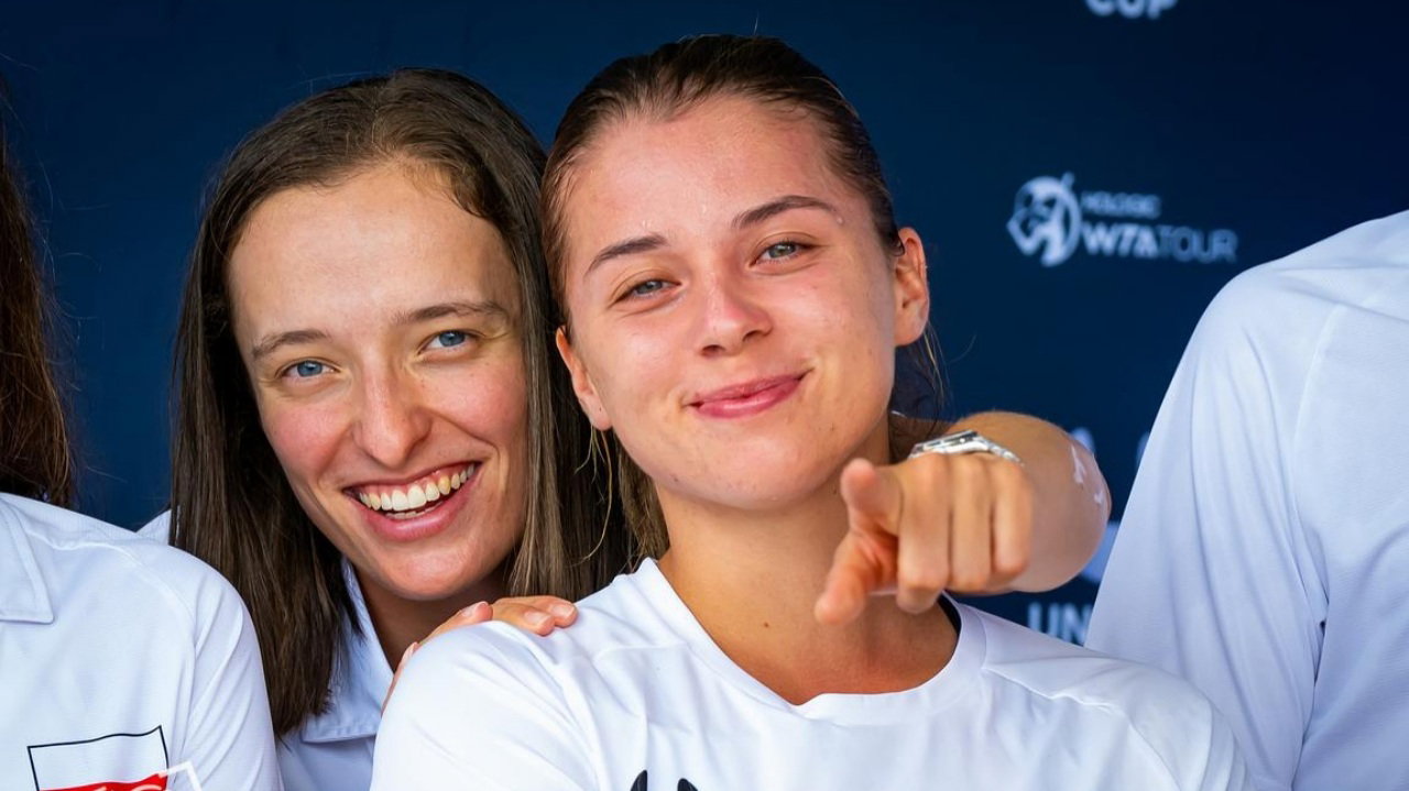 Iga Swiatek Proud of Maja Chwalinska’s Career Breakthrough at Roland Garros