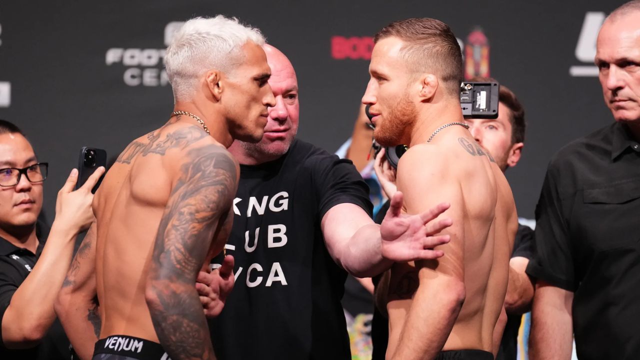 Charles Oliveira Offers to Put BMF Belt on the Line as He Eyes Title Rematch Against Justin Gaethje