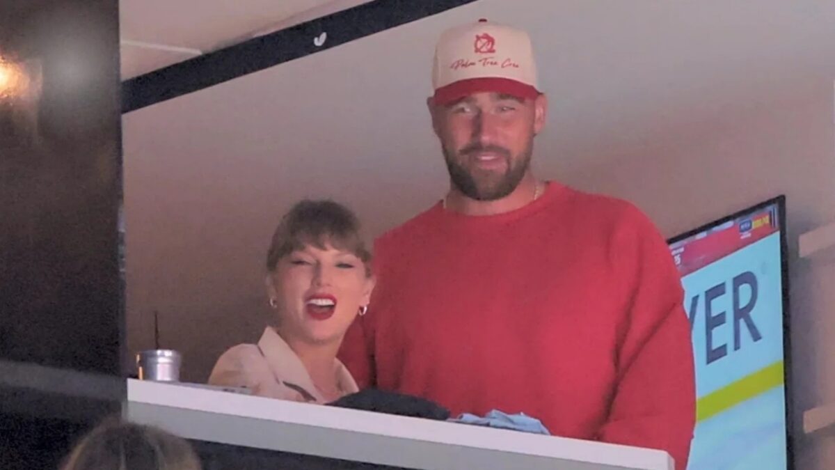 Taylor Swift Reportedly Plans to Have "Eras Tour-Level Production" For MSG July Wedding With Travis Kelce 1 Taylor Swift Reportedly Plans to Have "Eras Tour-Level Production" For MSG July Wedding With Travis Kelce