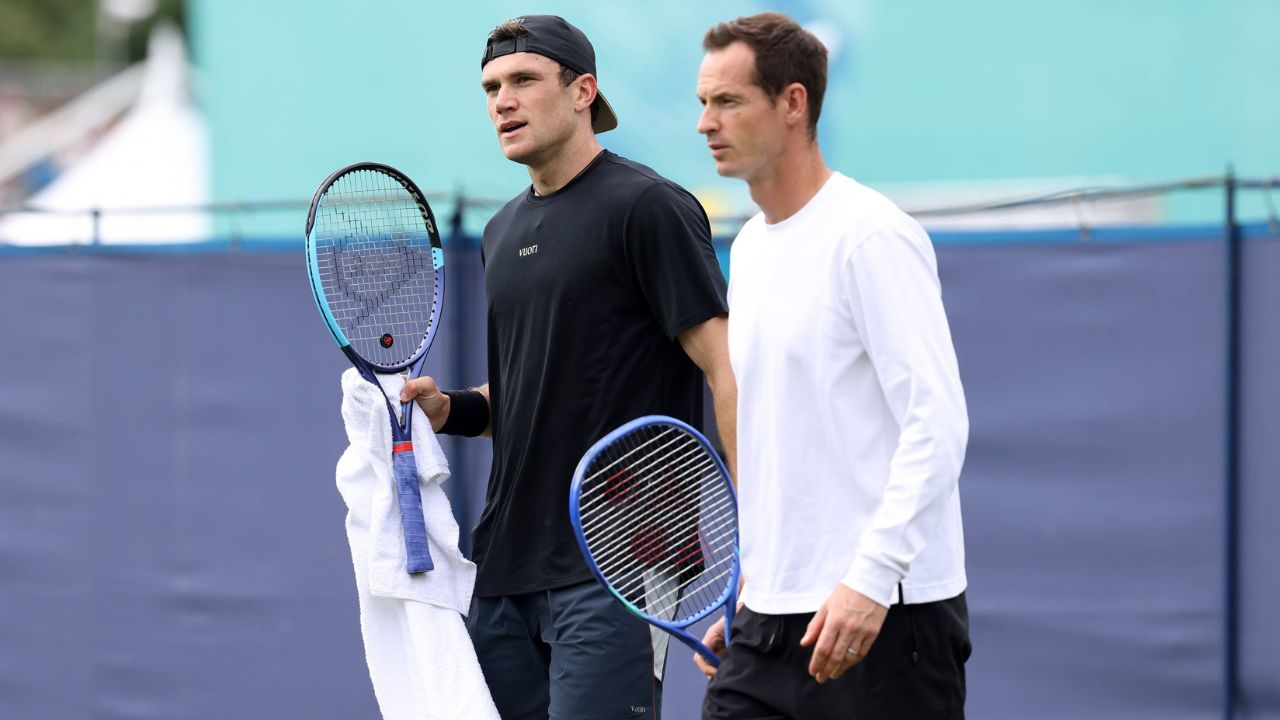 Jack Draper Hails Andy Murray’s Influence After Opening Round Win in Eastbourne