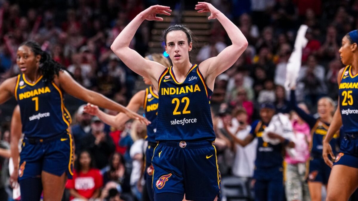 Tempers Flare Between Caitlin Clark and DeWanna Bonner In Fever's Statement Win 1 Caitlin Clark hypes up the fans