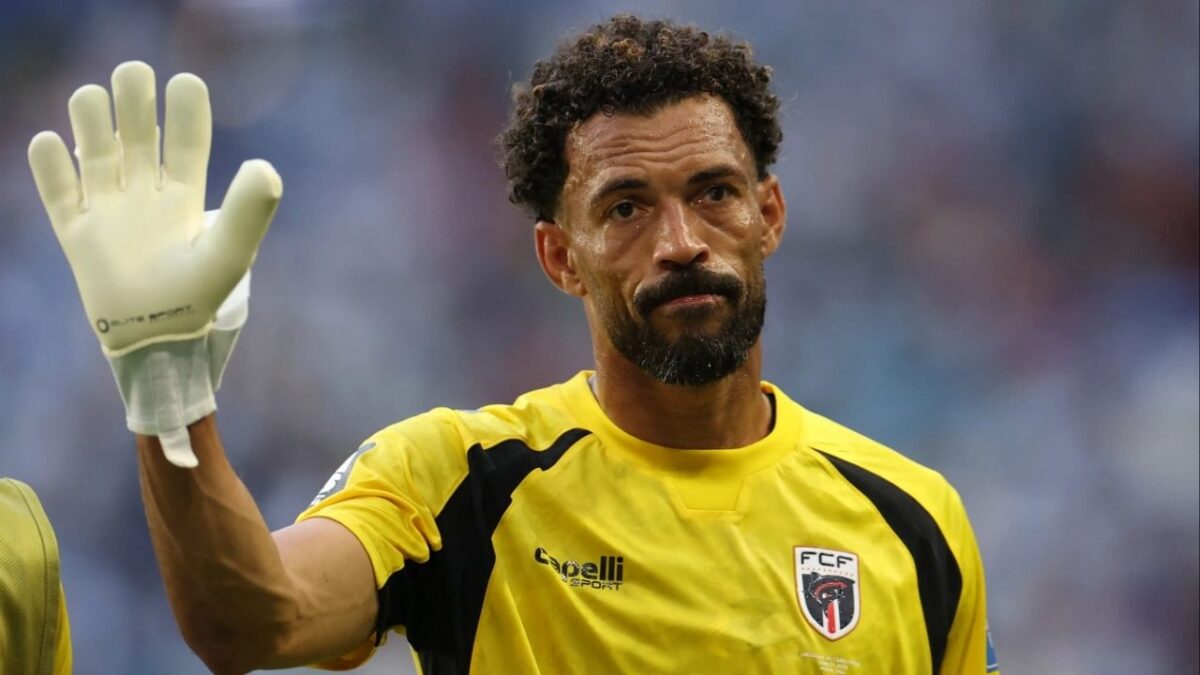 Cabo Verde Goalie Surpasses Every Active NHL, NFL, MLB Player in Instagram Follower Count 1 Vozinha (Image via AFP)