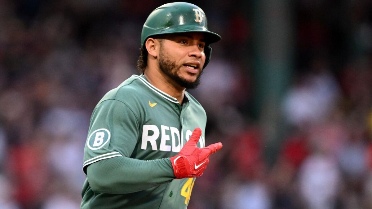 Willson Contreras Throws Helmet at Nationals Star Following Heated Benches Clearing Incident 1 Willson Contreras
