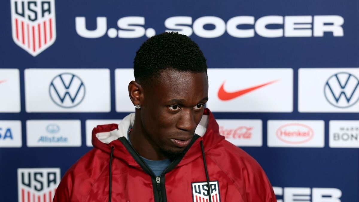 Domino's Giving Away $1M in Pizzas After Folarin Balogun Red Card Against Bosnia and Herzegovina 1 Folarin Balogun (Image via Getty Images)
