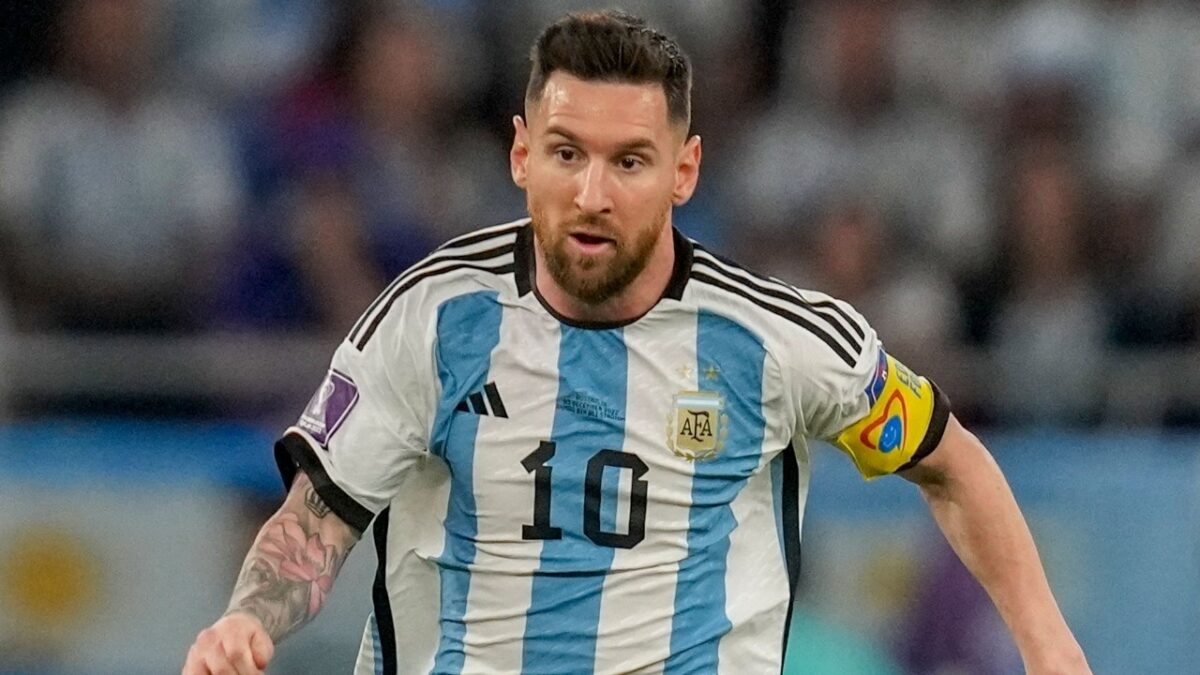 Justin Bieber Joins Star-Studded FIFA World Cup Final Halftime Show Lineup 1 Lionel Messi