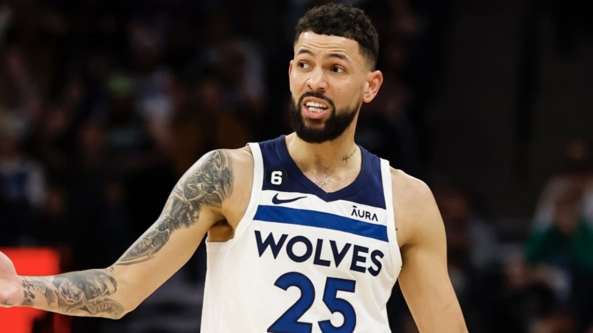 NFL Star Backs Austin Rivers' Rant Against 'Laptop-Wielding' Analysts Criticizing Players 1 Austin Rivers