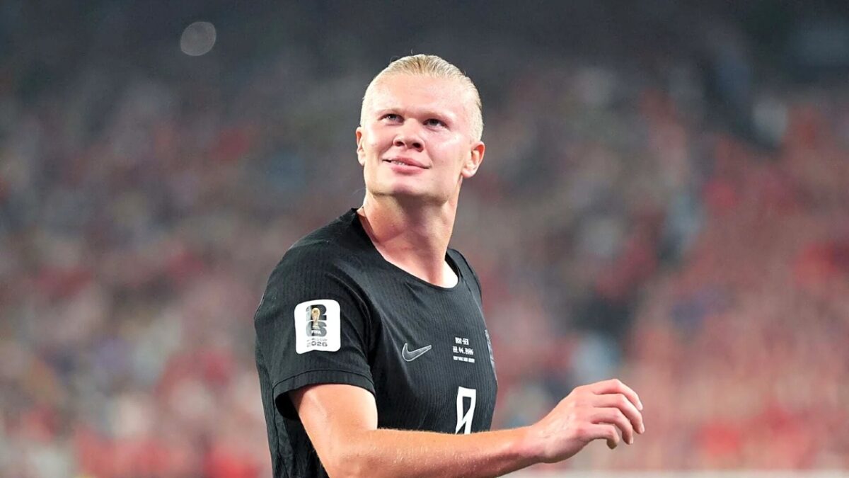 Julian Edelman Dubs Erling Haaland as "European Gen Z Gronk" Amid Norway's World Cup High 1 Julian Edelman Dubs Erling Haaland as European Gen Z Gronk Amid Norway's World Cup High