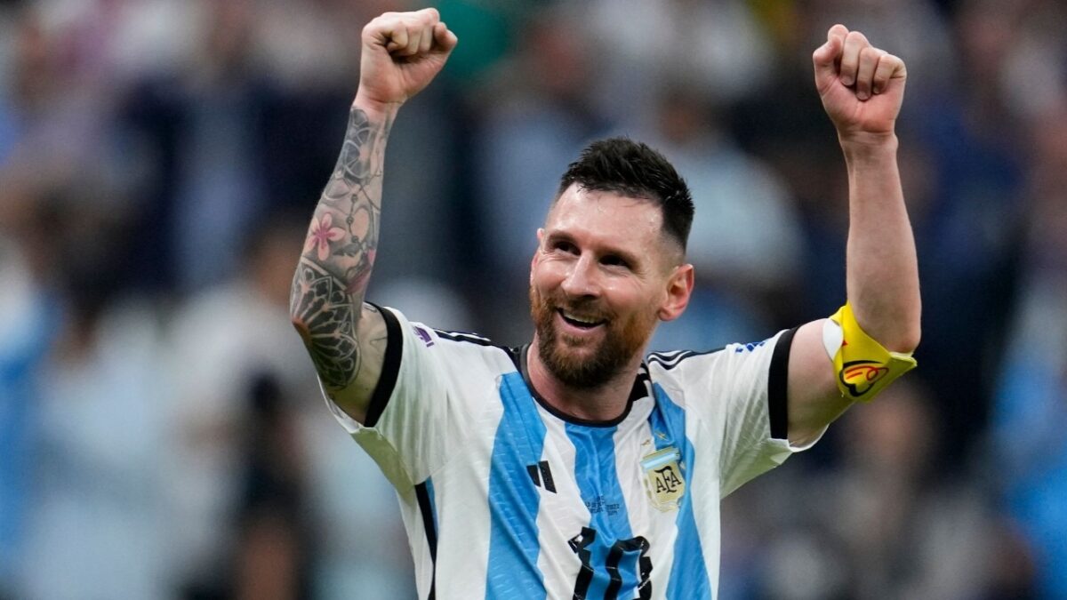 "They Don’t Want to See Argentina Lose" - Giants Star Slams FIFA for Allegedly Favoring Lionel Messi in World Cup 1 "They Don’t Want to See Argentina Lose" - Giants Star Slams FIFA for Allegedly Favoring Lionel Messi in World Cup