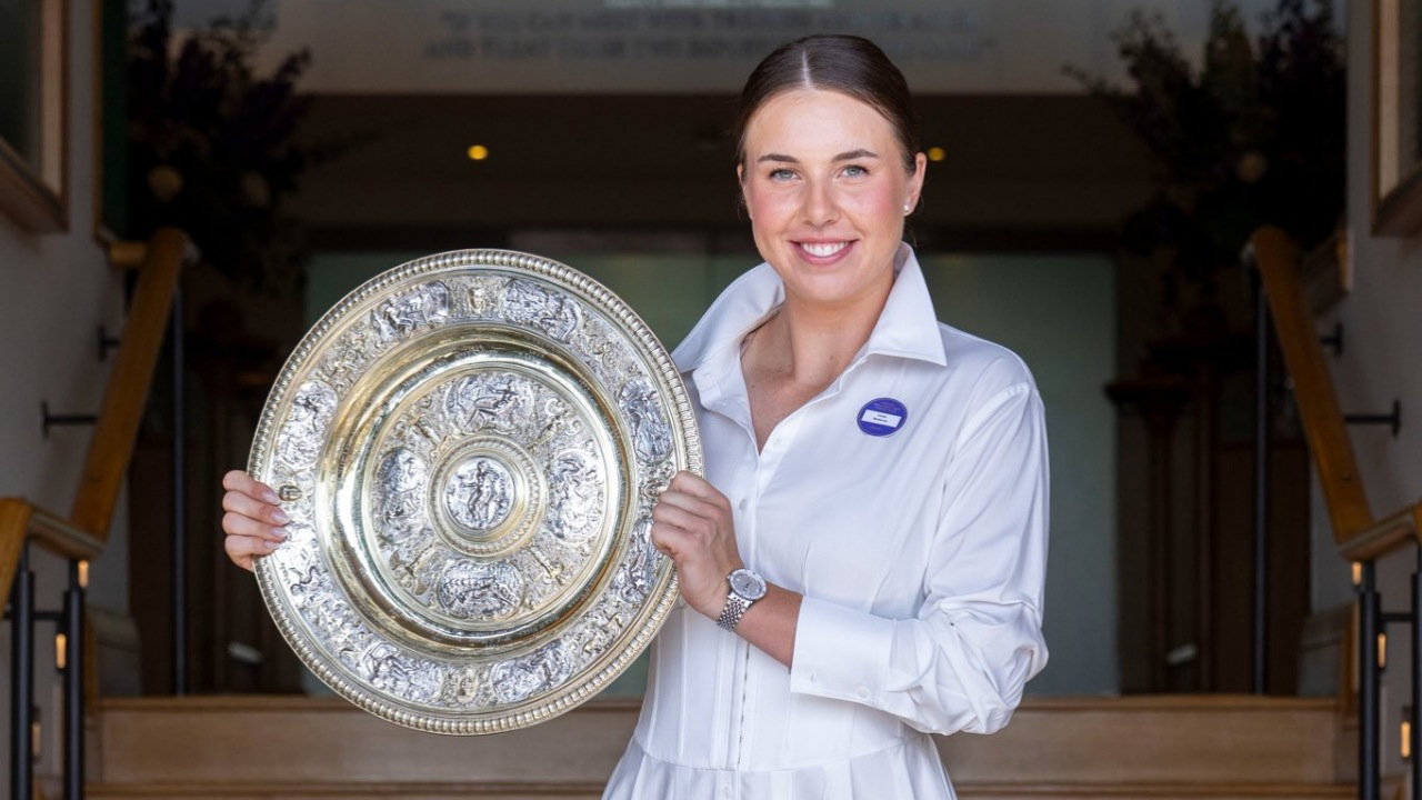 Linda Noskova’s Father Reveals Family’s Darkest Days Before Wimbledon Glory: “We Had Nothing to Eat”