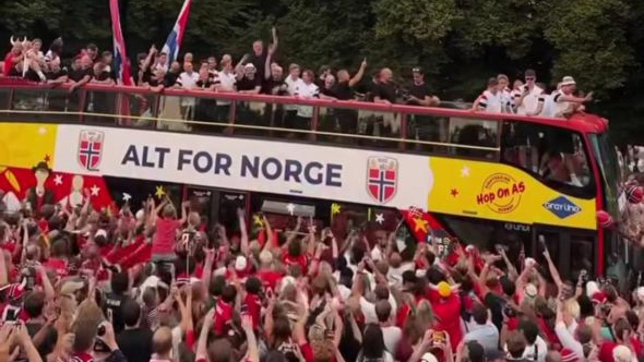 Norway’s FIFA World Cup Heroes Receive Royal Norwegian Air Force Escort on Emotional Homecoming