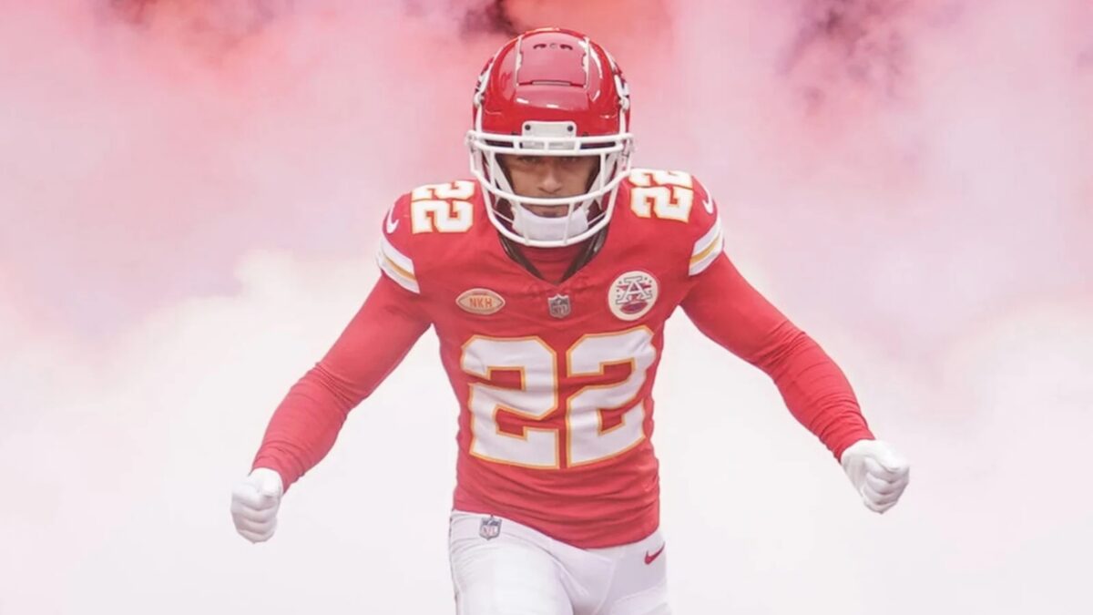 L’Jarius Sneed Sends Strong Message After Rejoining Chiefs: "Reclaim Who I Am" 1 L’Jarius Sneed Sends Strong Message After Rejoining Chiefs: "Reclaim Who I Am"
