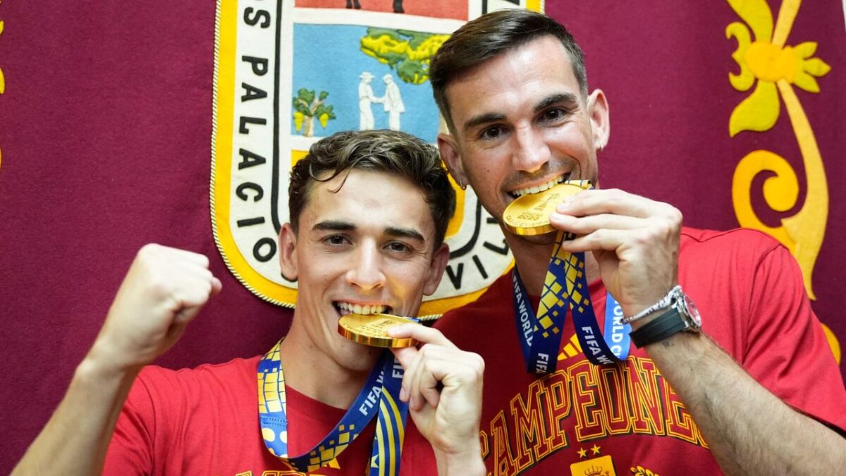 Spain’s FIFA World Cup Celebration Takes a Unique Turn as Gavi and Fabián Ruiz Receive Their Weight in Tomatoes 1 Gavi and Fabián Ruiz