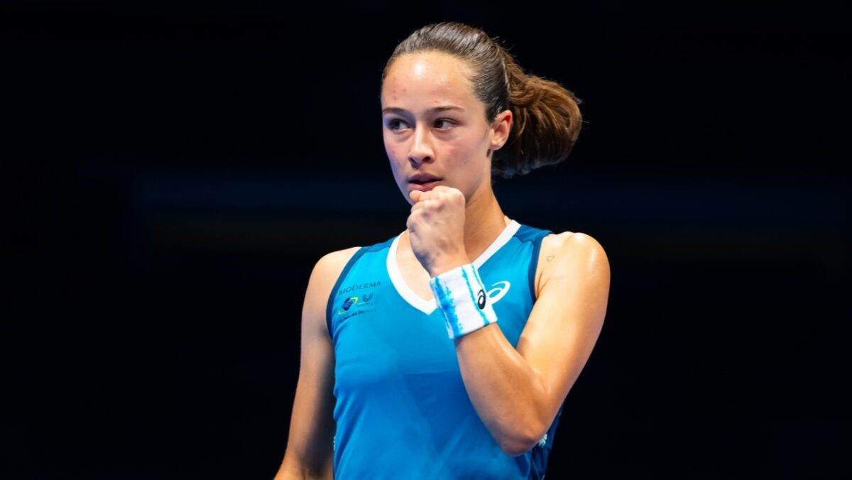 Zeynep Sonmez Opens Up About Harsh Realities of Life on Tour: "I Was Home for 50 Days Last Year" 1 Zeynep Sonmez (2)