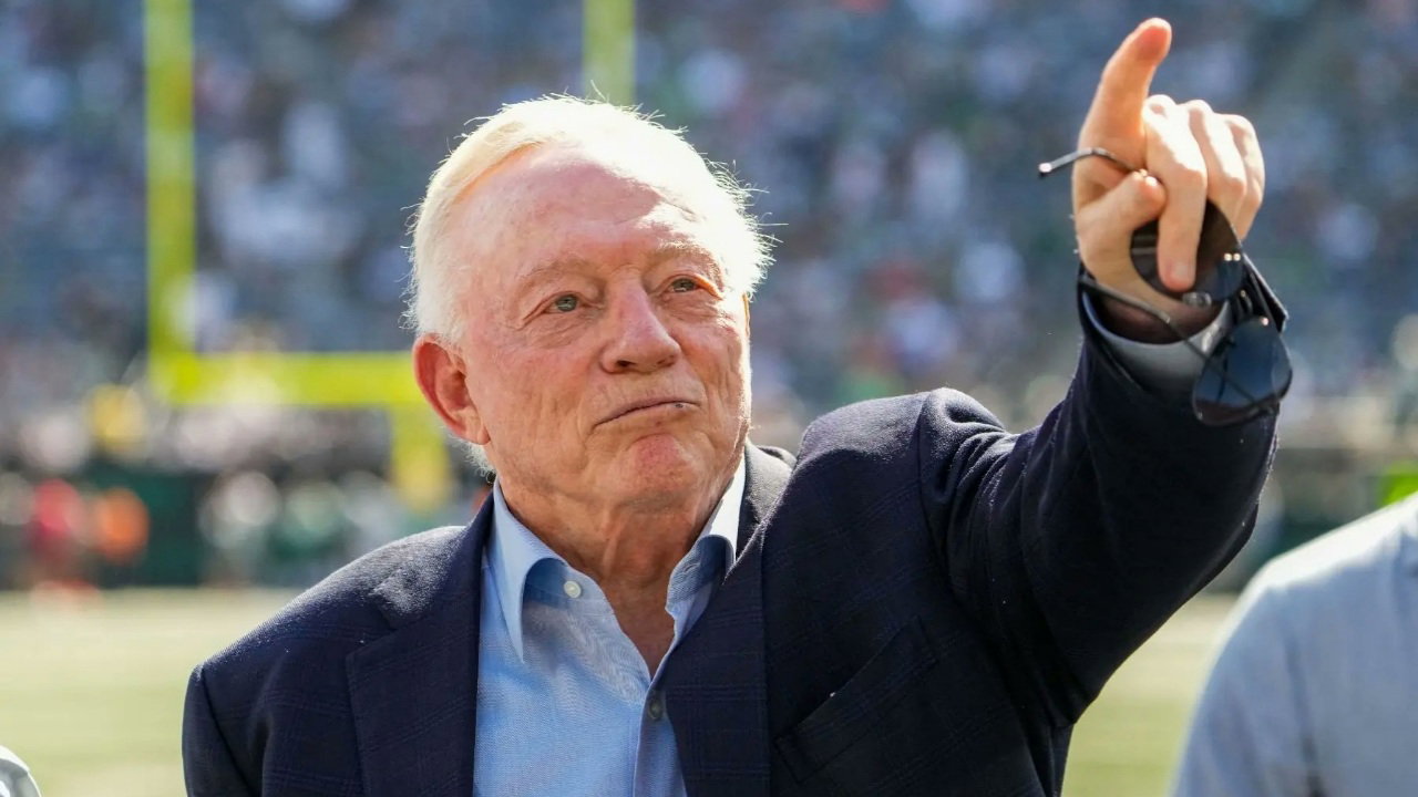 Jerry Jones Hints at Potential Move to Bolster Cowboys’ Super Bowl Chances: “I’d Give Up Future”