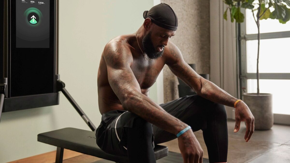3 Ways LeBron James' 76ers Move Could Destroy His Legacy 2 James has to stay healthy next season