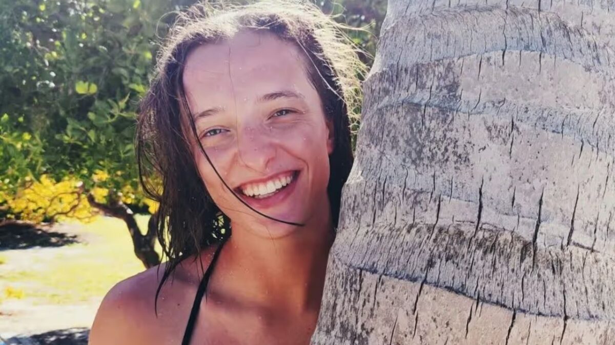 Iga Swiatek Reveals Why She Didn't Speak with Alexandra Eala at Rafa Nadal Academy Graduation Ceremony: "I Was a Bit Stressed" 1 Iga Swiatek