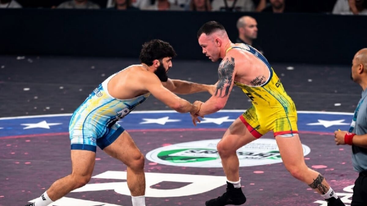 Arman Tsarukyan Dominates Indian Influencer in Grappling Bout Ahead of Reported Charles Oliveira Rematch 1 Arman Tsarukyan and Colby Covington at RAF 11