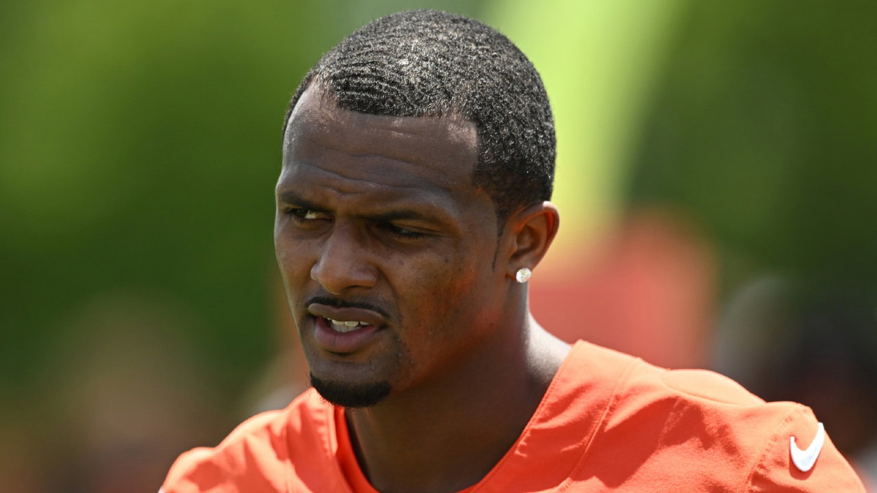 Deshaun Watson Expressing His Desire to Sign New Browns Contract Doesn’t Sit Right with Fans