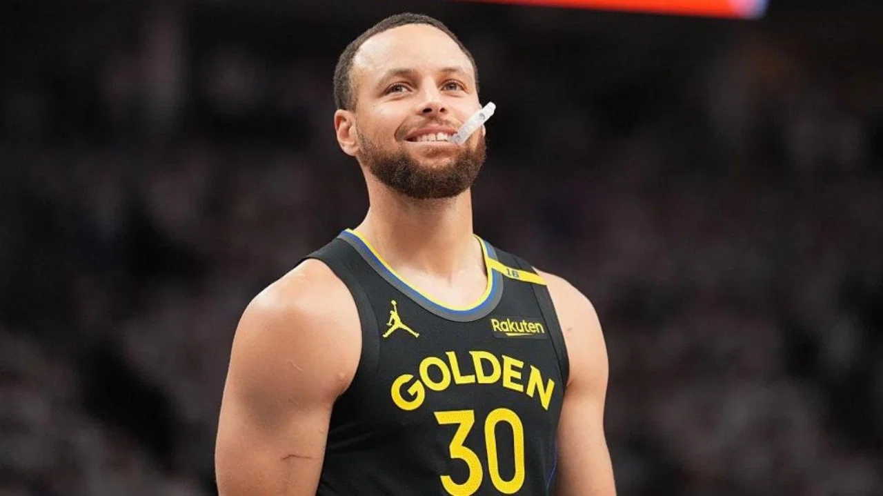 Stephen Curry & Warriors ‘Want to Go Out With Dignity’ Amid Unrealistic Title Goals