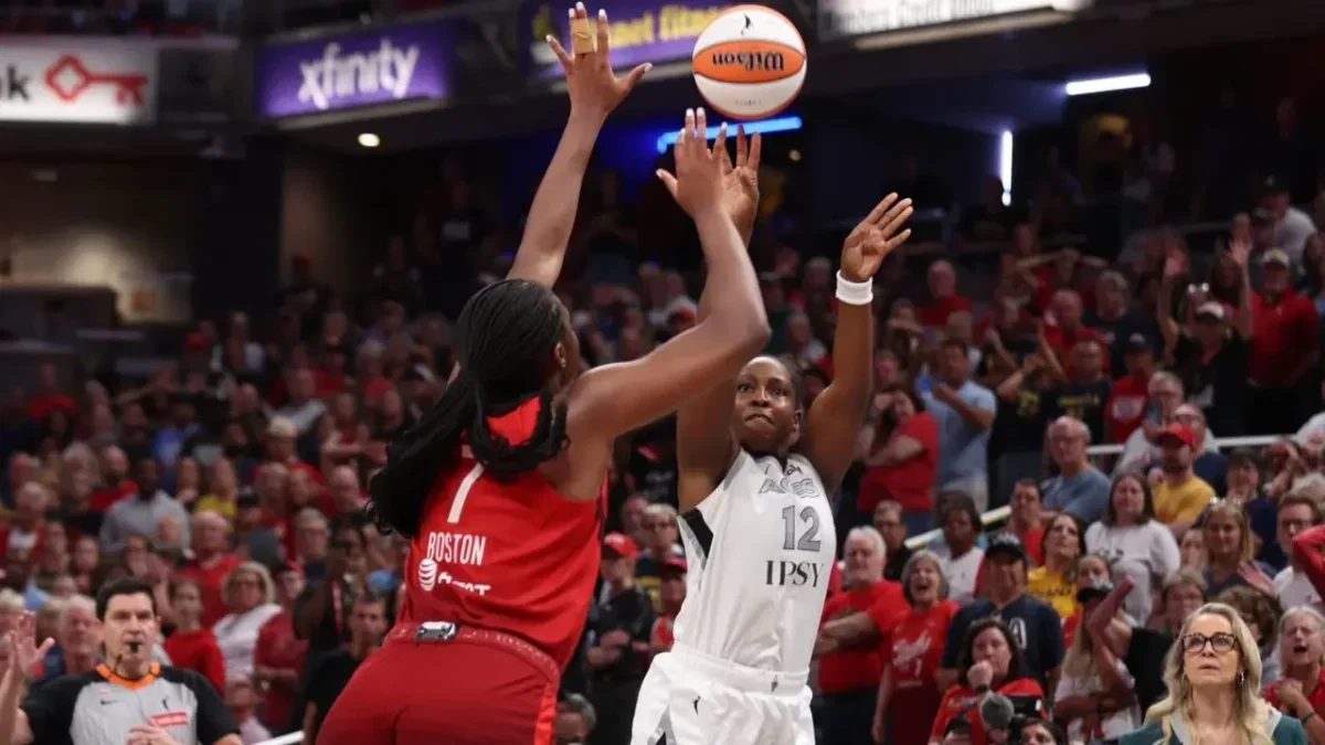 Caitlin Clark Choking on 2 Free Throws & OT Turnover Hands Aces Win Against Fever 1 Chelsea Gray's game-winning shot