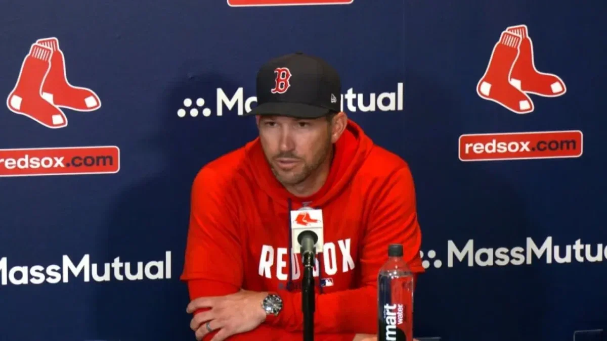 Blue Jays Manager John Schneider Disputes Umpires’ Handling of Bizarre Red Sox Run 1 Chad Tracy