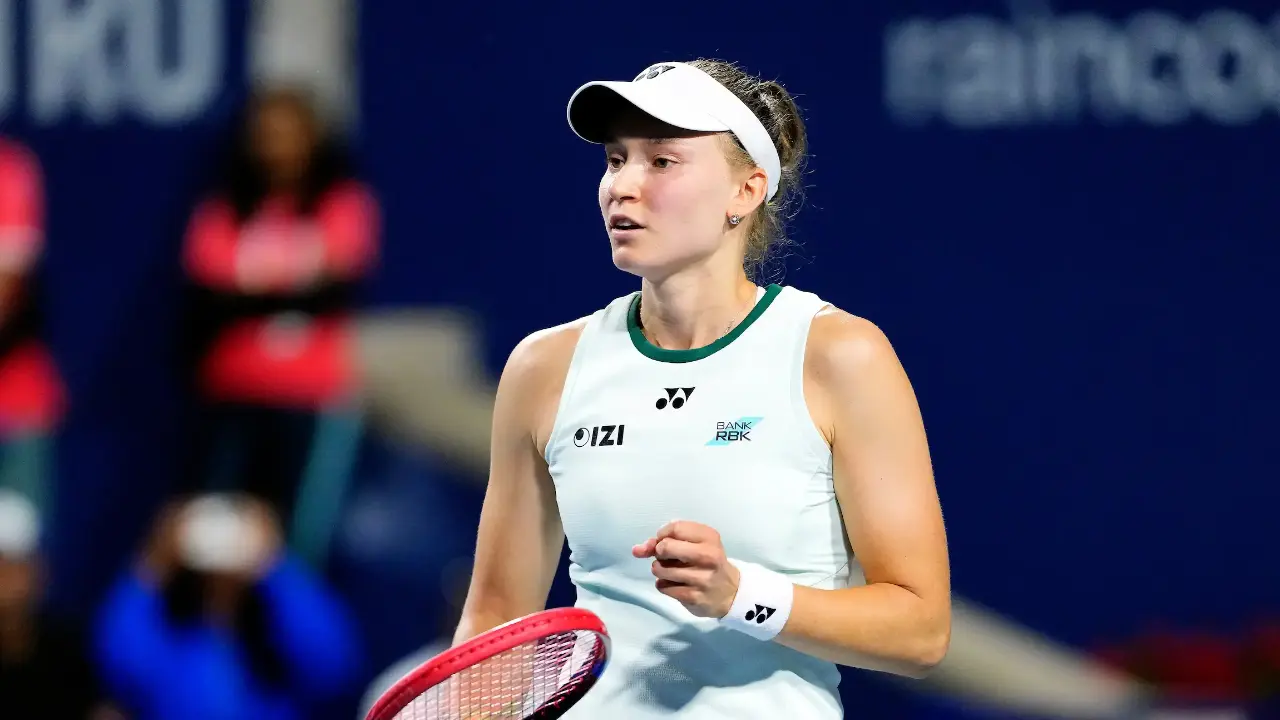 Elena Rybakina Admits Injury Made It ‘Painful to Walk’ After Cincinnati Mid-Match Retirement