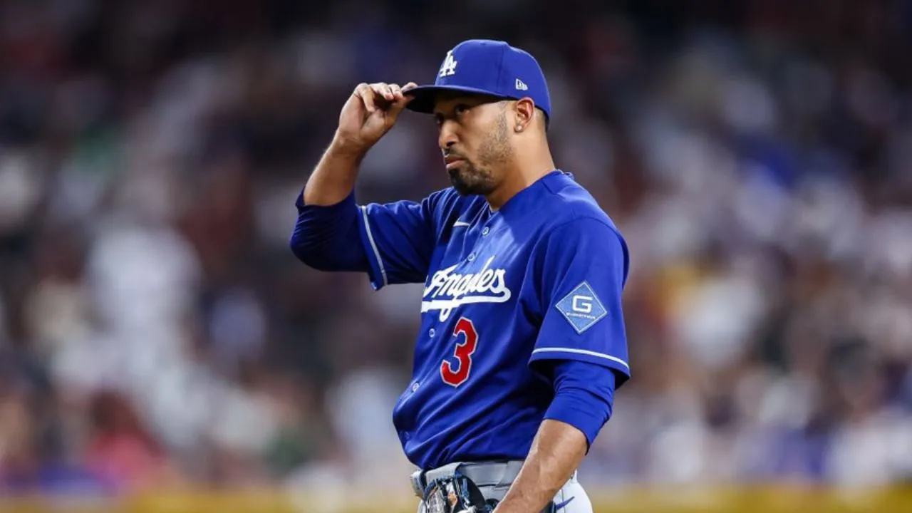 Fans Accuse Dodgers of Trickery After Team Places Edwin Diaz on Injured List: “Faking an Injury”