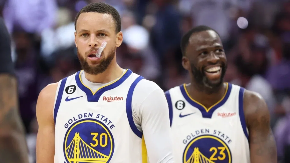 Draymond Green Defends Stephen Curry's Impact Amidst Recent Comparisons: "That's Just Not How You Win Championships" 1 Stephen Curry and Draymond Green