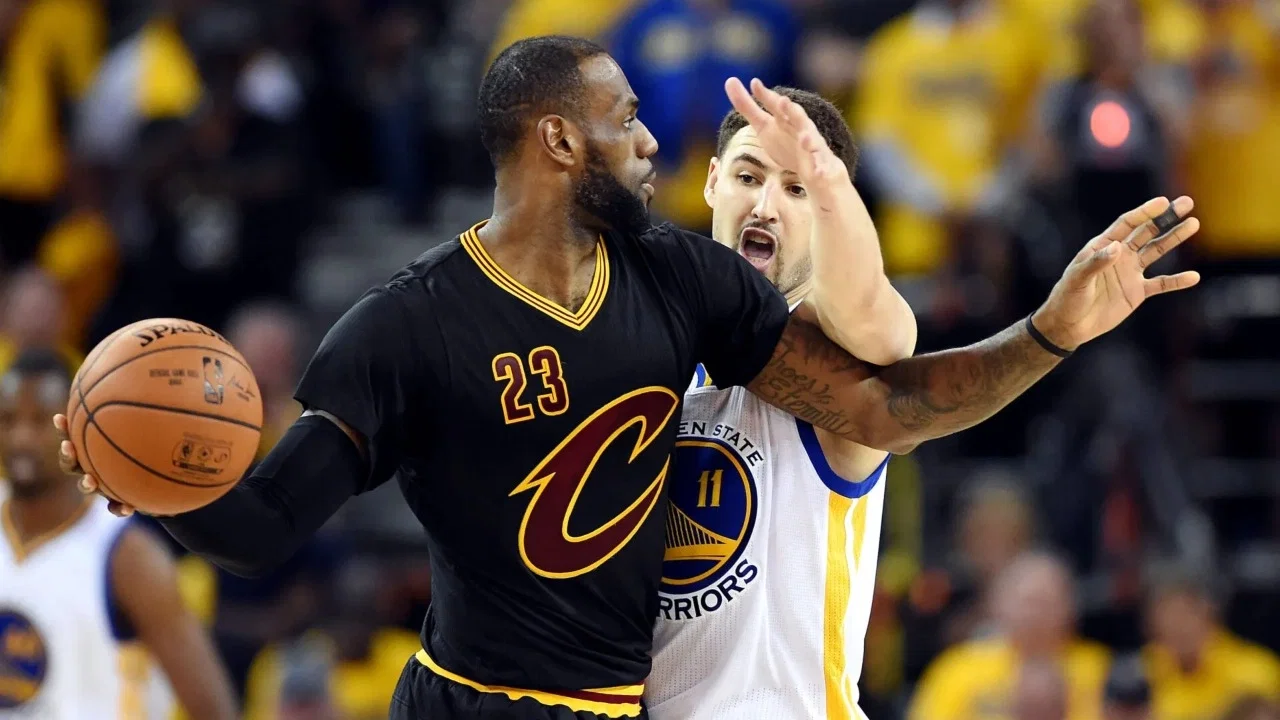 Klay Thompson Gives LeBron James Ultimate Praise: “He Can Do Everything on the Court”