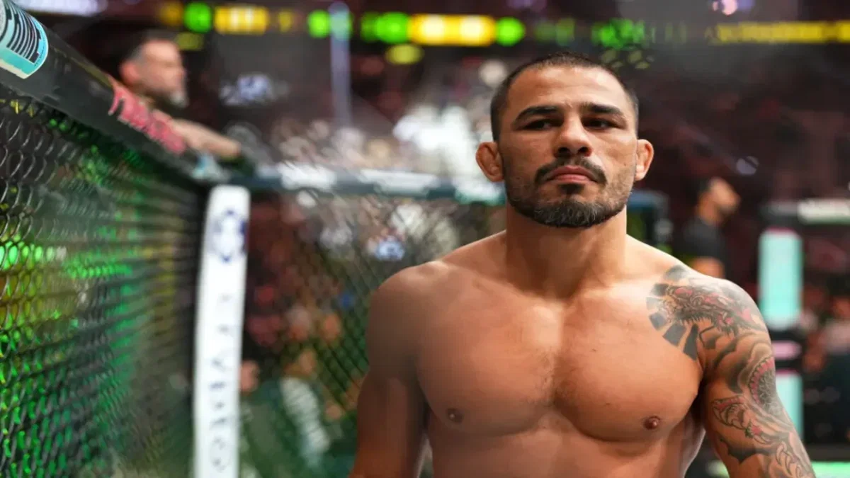 (Video) Dana White Intervenes After Joshua Van Triggers Alexandre Pantoja During UFC 331 Presser 1 Alexandre Pantoja
