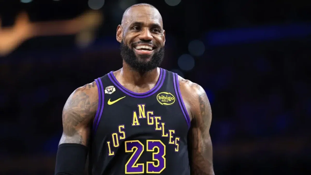 LeBron James' Ex-Teammate Expects 'Stacked' 76ers to Be a Problem Next Season 1 LeBron James' stats are beyond anyone's reach