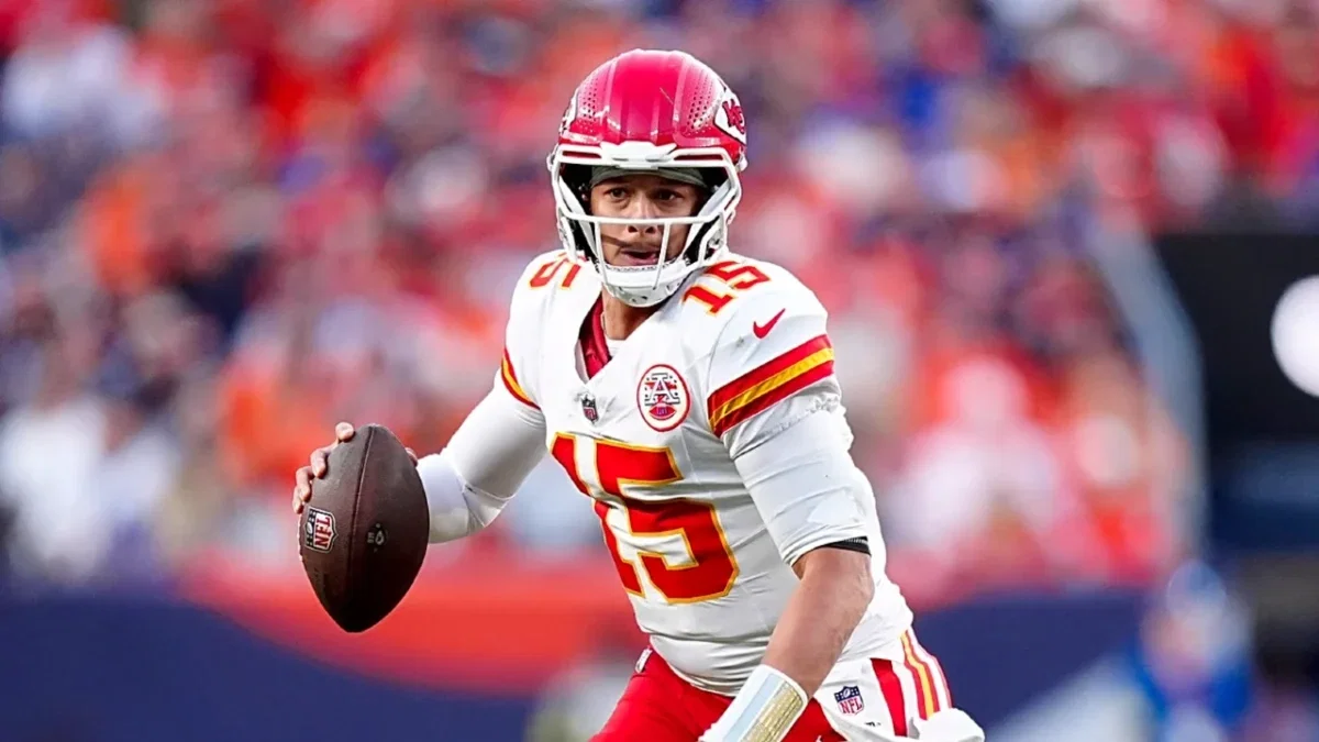 Micah Parsons Doesn't Think Patrick Mahomes, Chiefs Will Finish in Top 2 of AFC West This Season 1 Micah Parsons Doesn't Think Patrick Mahomes, Chiefs Will Finish in Top 2 of AFC West This Season