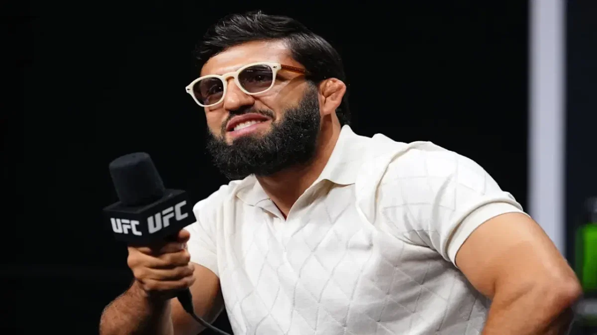 Arman Tsarukyan Questions the Reason Behind Charles Oliveira's Sudden Withdrawal From UFC 331 1 Arman Tsarukyan