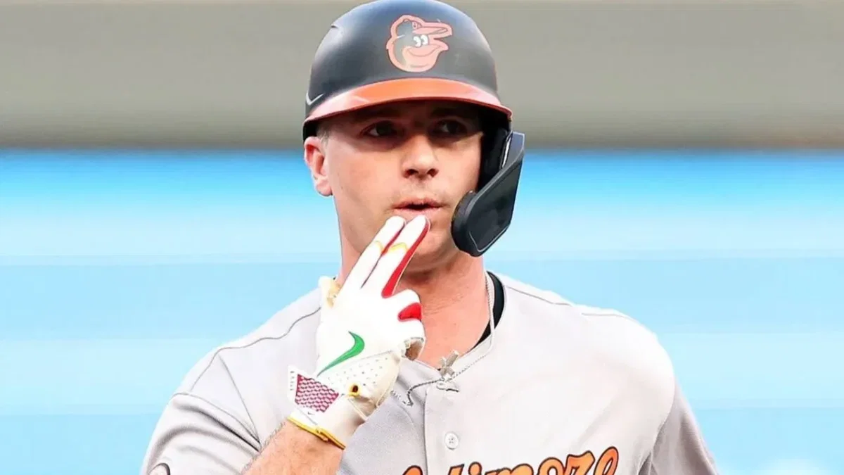 MLB Ruling Pete Alonso's Potential Go-Ahead Home Run as Foul Against Yankees Sparks Fan Fury: "Rigging the Game" 1 Pete Alonso