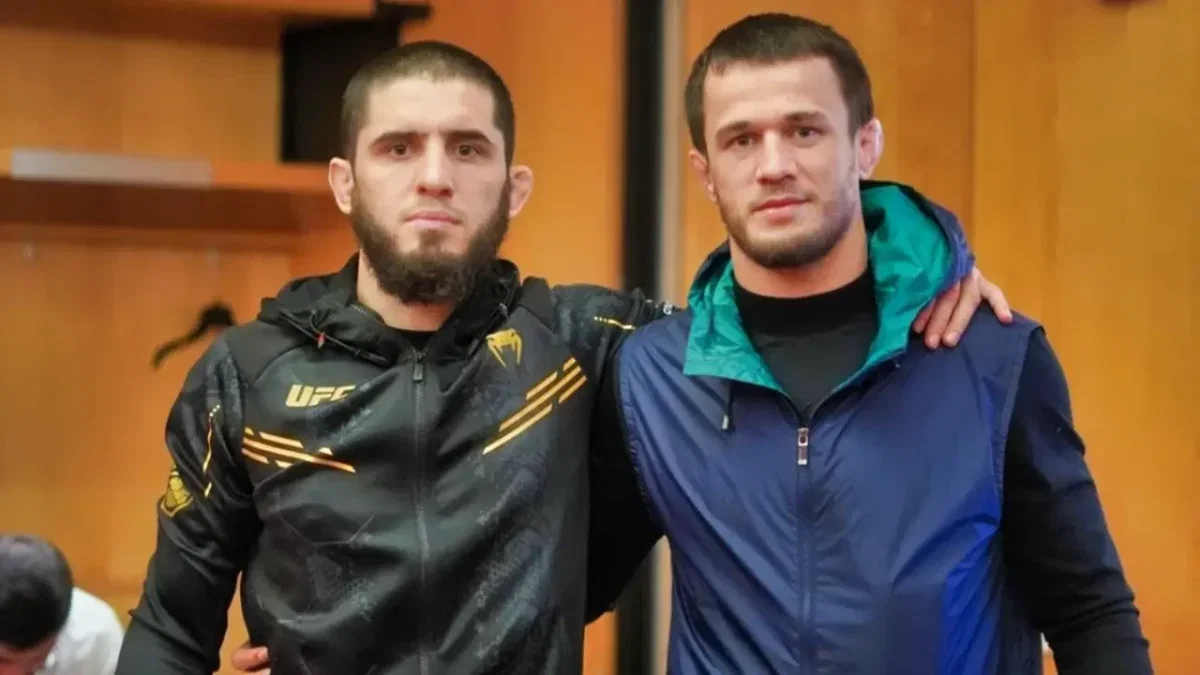 "Make It Make Sense" - Islam Makhachev GOAT Talk Destroyed by Jon Jones With Title Fight Stat 1 Islam Makhachev and Usman Nurmagomedov