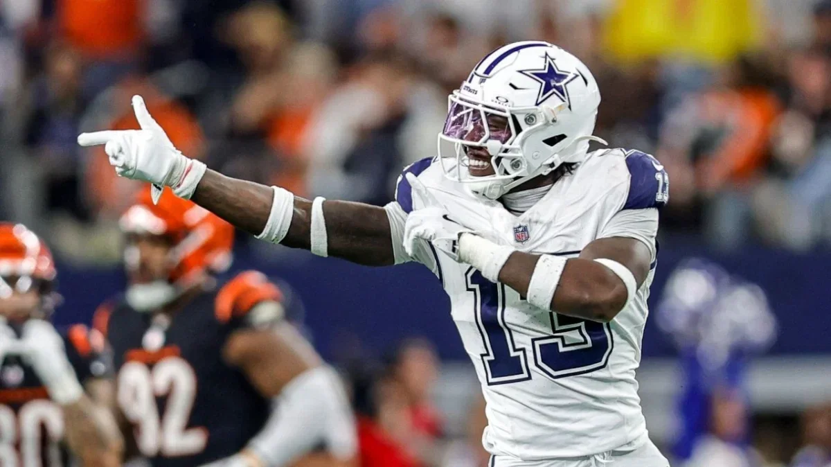 Cowboys Camp Chaos Continues as DeMarvion Overshown and Jake Ferguson Have to Be Pulled Apart 1 Cowboys Camp Chaos Continues as DeMarvion Overshown and Jake Ferguson Have to Be Pulled Apart