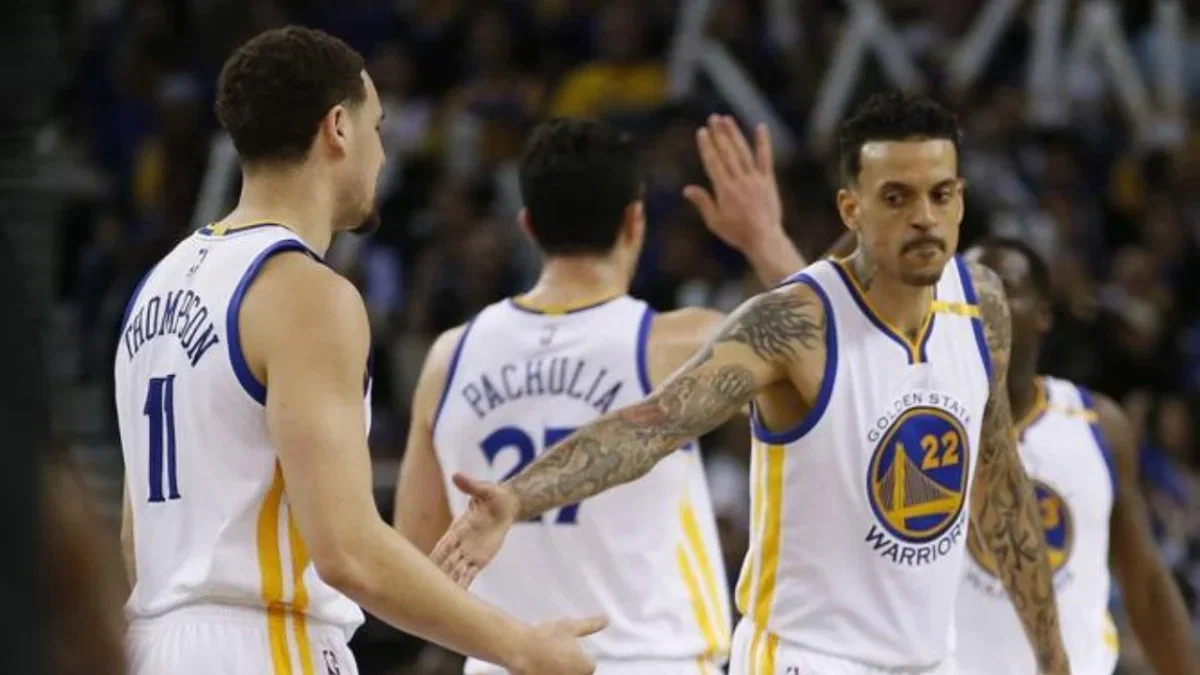 Klay Thompson Calls Out 'Casuals' Diminishing Warriors Run Amid Ray Allen Comparisons 1 Klay Thompson and Matt Barnes