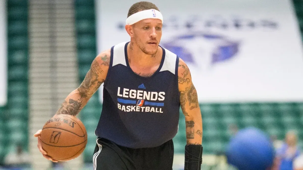 Delonte West Reveals How LeBron James' Family Kept Tabs on Him Amidst Struggles 1 West last played basketball in 2015