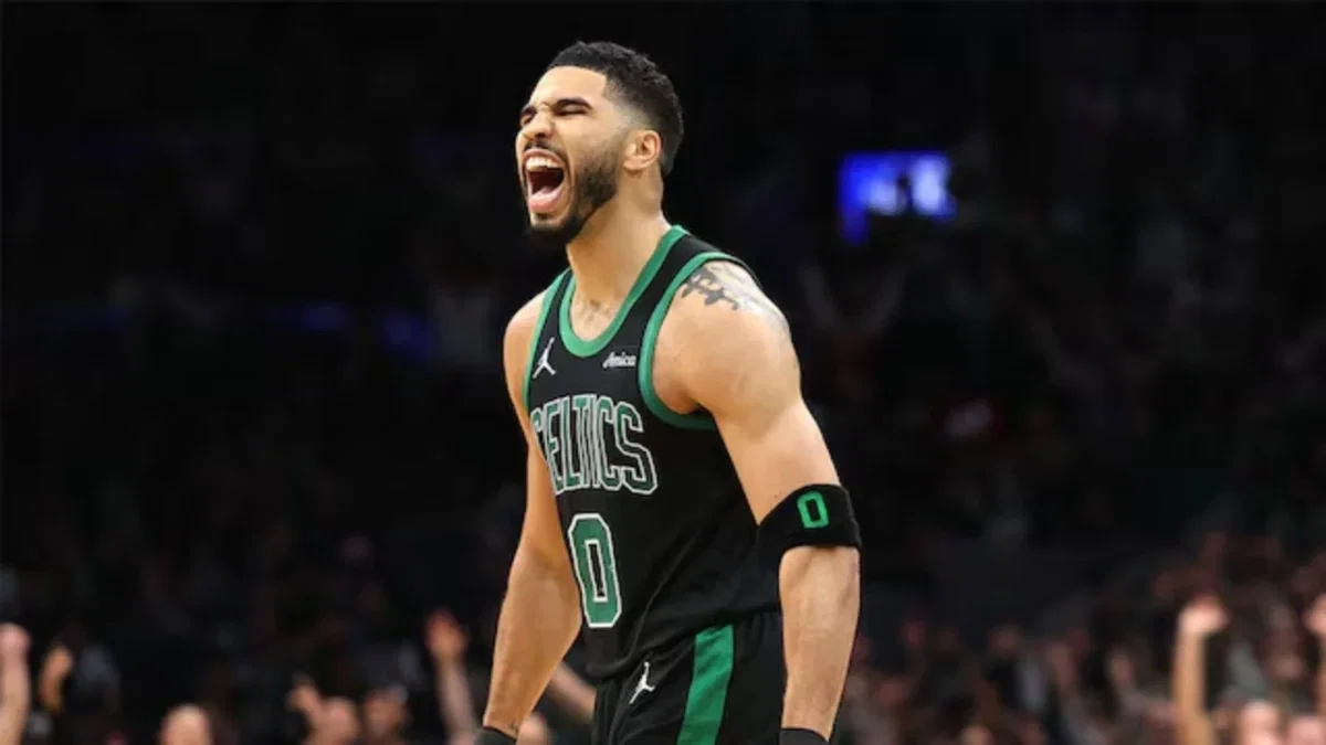 Jayson Tatum's Father Rips Celtics' 2026-27 Roster, Claims Knicks Will Repeat 1 Jayson Tatum